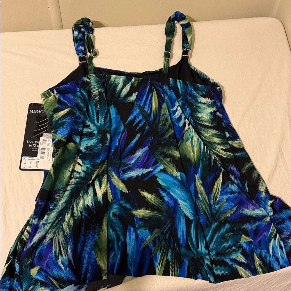NEW Miraclesuit Blue and Green Camisole Top - Picture 6 of 8